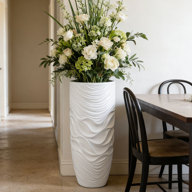 Ripple Shape Glossy White Morden Fiberglass Plant Pot for Home Decoration 