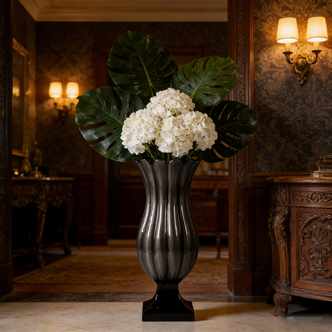 Black Flower Shaped Planting Planter for Office Decoration 