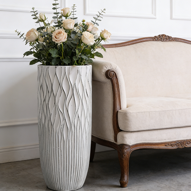 Wholesale Entryway Flower Pot with Contemporary Style