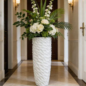 Malleolar Stria Morden Fiberglass Planter for Office Decoration 
