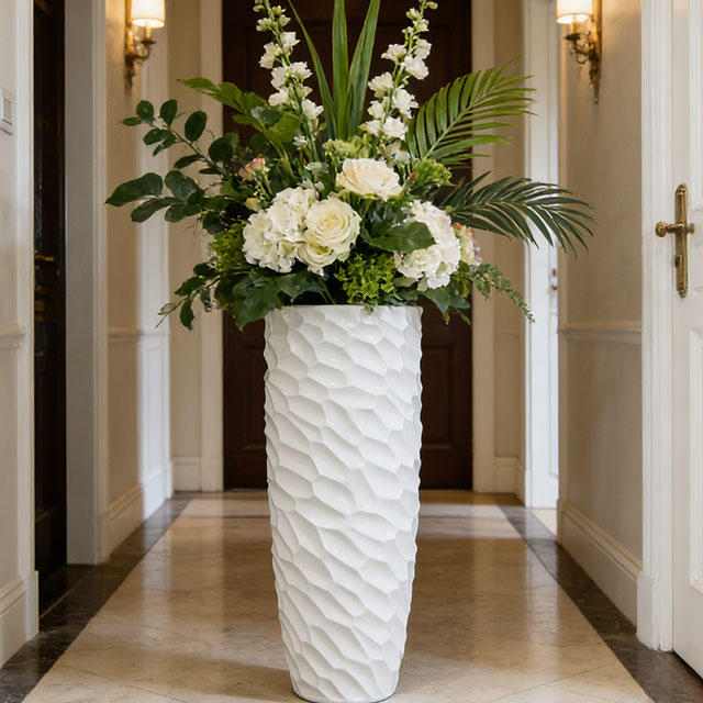 Malleolar Stria Morden Fiberglass Planter for Office Decoration 