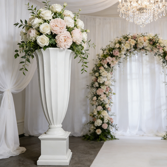 Wholesale Low Price Glossy White Garden Planter Flower Pot