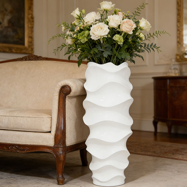 Wavy Shaped Fiberglass Flower Pot for Garden Decoration 