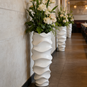 Wavy Shaped Fiberglass Flower Pot for Garden Decoration 