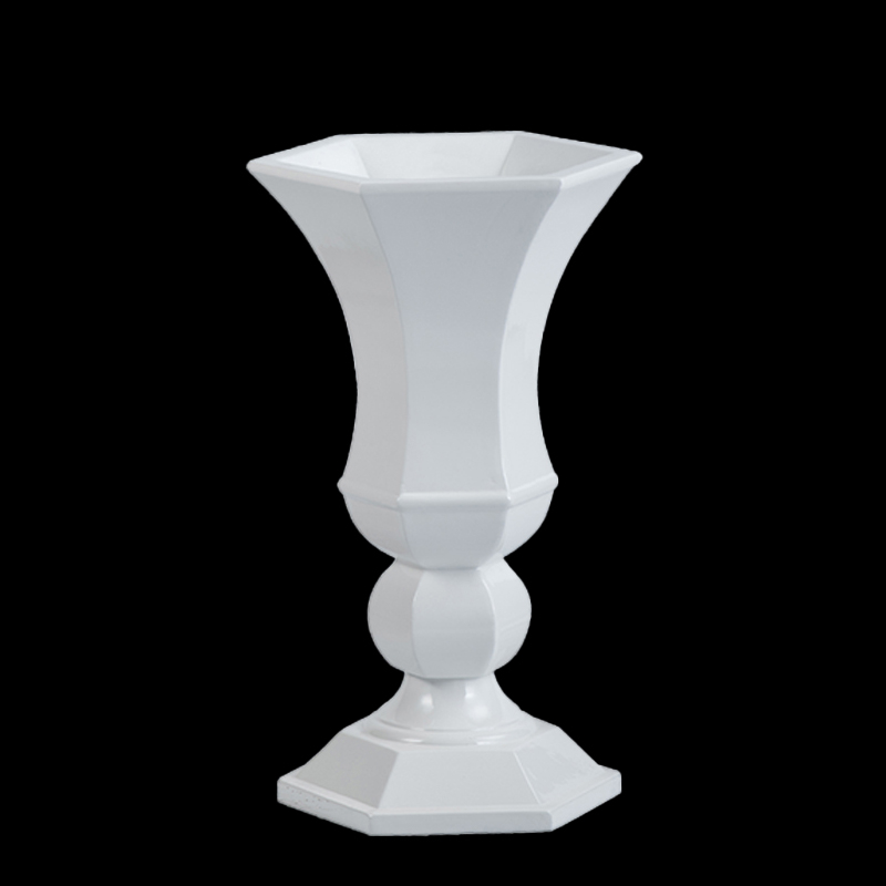 China Manufacturer Tall Trumpet Fiberglass Planters for Hotel Decoration
